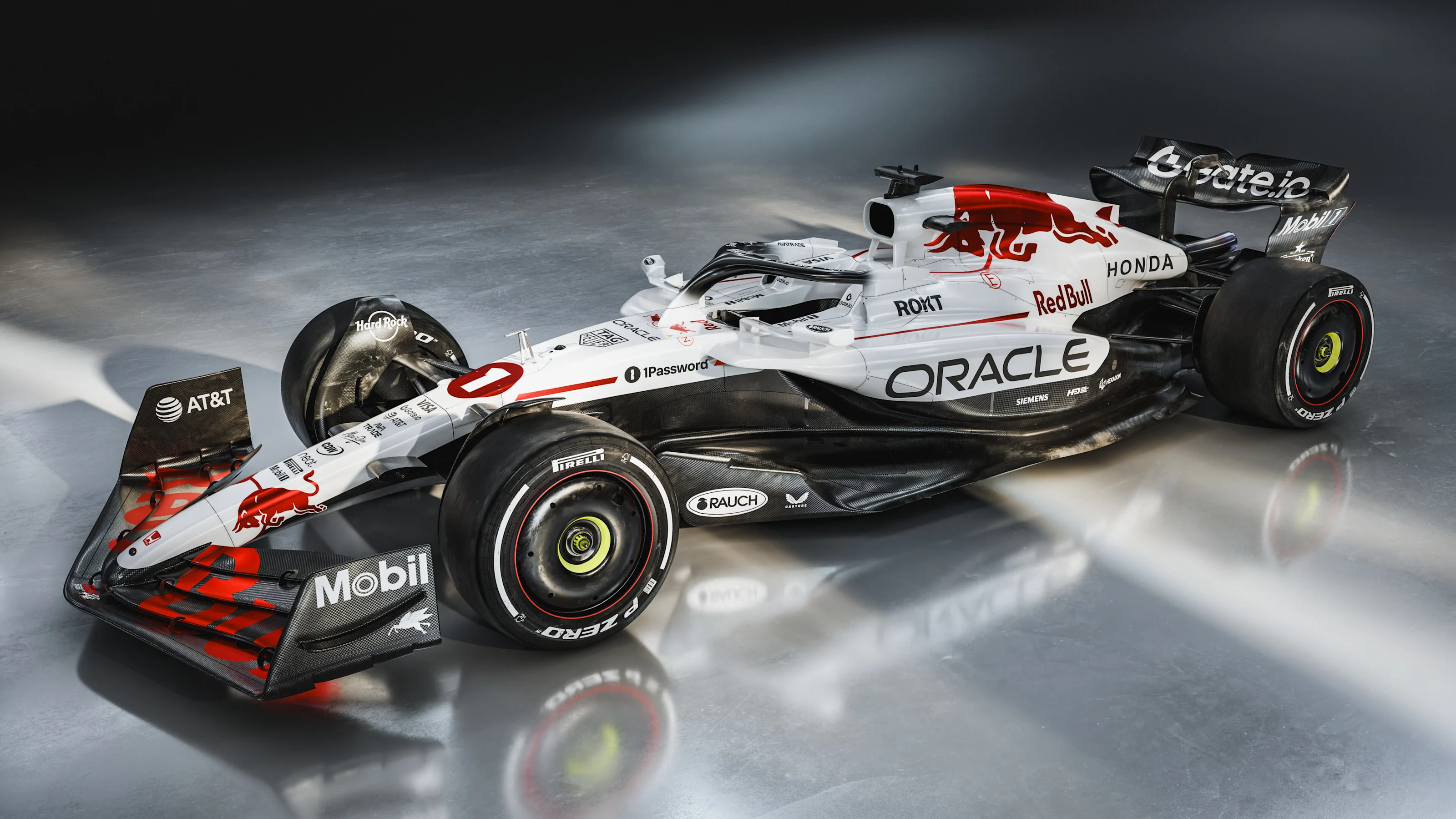 GALLERY: Red Bull unveil special white and red livery for Japanese